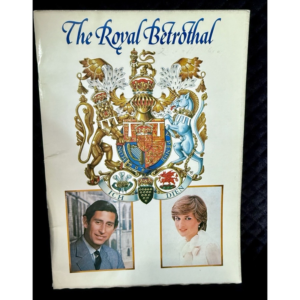 Royal Family Collectibles - 11 Items:Plates, Trinket Dishes,Books, C&D Betrothal - Picture 5 of 16